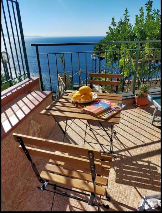 Appartamento Sopra Il Mare Di House